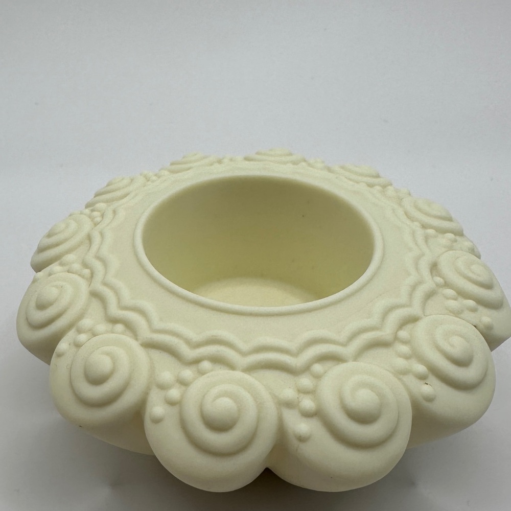 4/$25 PartyLite Set Of 3 Sea Shell Tea Light Candle Holders Starfish Ivory Cream - Picture 4 of 9